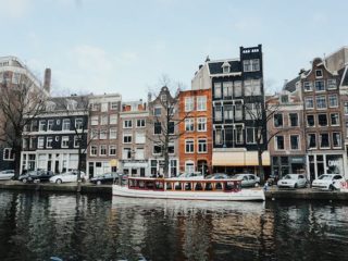 Ontdek de charme van rondvaarten in Amsterdam